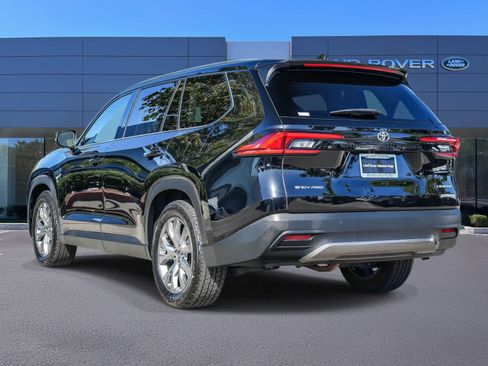 Used 2024 Toyota Grand Highlander AWD Hybrid image 5