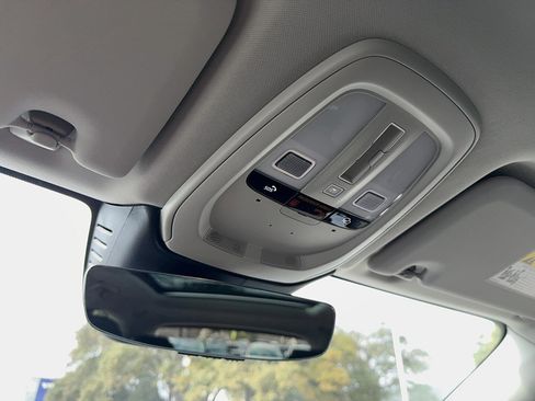 New 2026 Volvo XC60 B5 Plus w/ Climate Package image 25