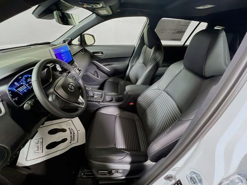 New 2026 Toyota Corolla Cross XSE AWD/4WD image 17