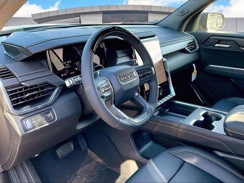 New 2026 GMC Acadia Elevation w/ Super Cruise Package image 7