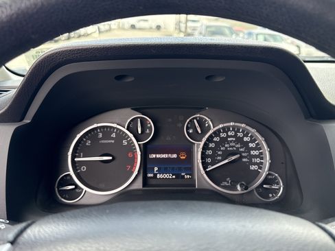 Used 2016 Toyota Tundra SR5 image 14