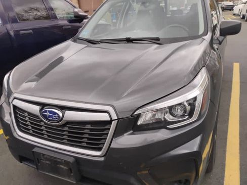 Used 2020 Subaru Forester image 3
