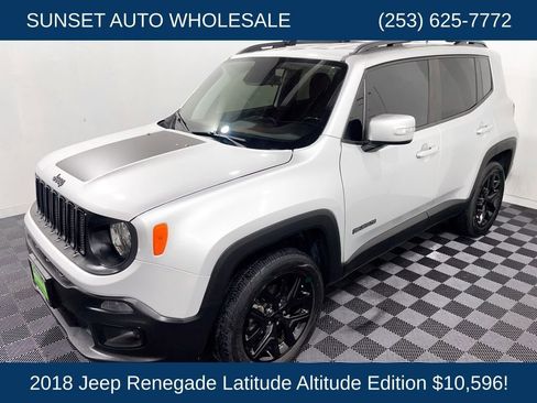 Used 2018 Jeep Renegade Altitude AWD/4WD image 25