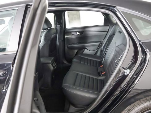 Used 2023 Kia Forte GT-Line w/ GT-Line Premium Package FWD image 33