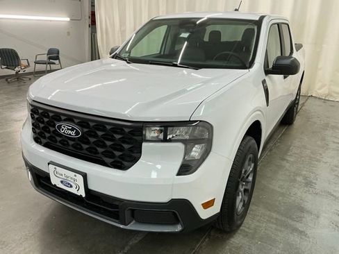 New 2026 Ford Maverick XLT image 9