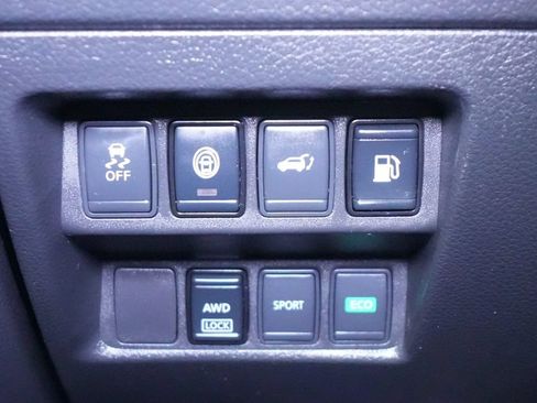 Used 2020 Nissan Rogue SV AWD/4WD image 37
