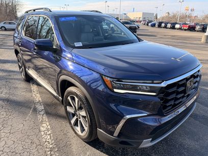 Certified 2025 Honda Pilot Touring
