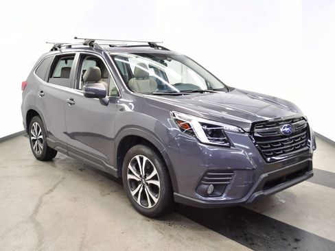 Used 2022 Subaru Forester Limited AWD/4WD image 2