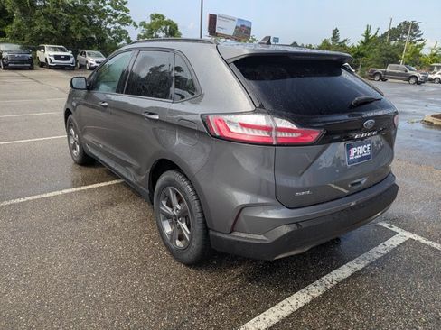 Used 2023 Ford Edge SEL w/ Sport Appearance Package AWD/4WD image 7