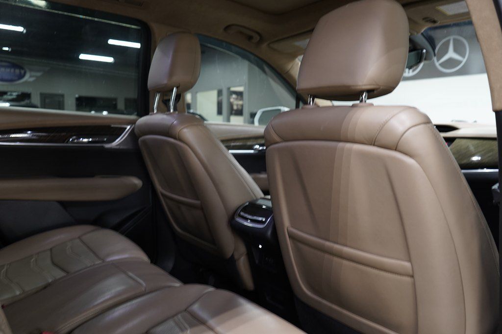 Used 2020 Cadillac XT6 Premium Luxury w/ Platinum Package FWD image 65