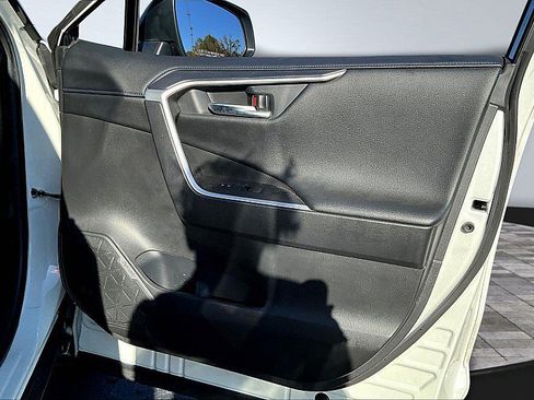 Used 2020 Toyota RAV4 XSE image 23