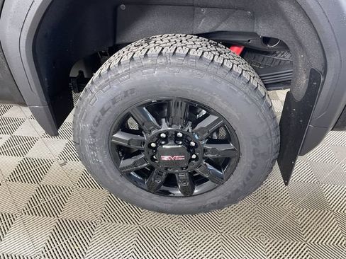 New 2026 GMC Sierra 2500 AT4 w/ AT4 Premium Plus Package AWD/4WD image 20