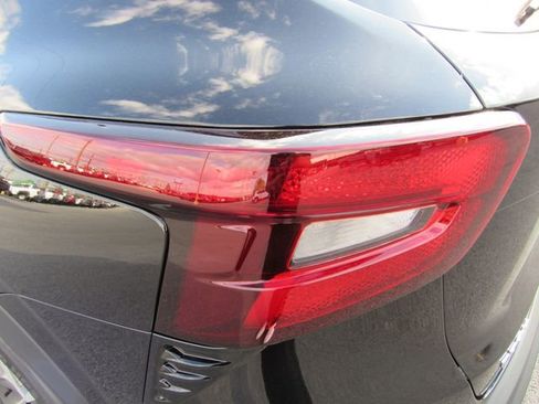 New 2026 Chevrolet Trax LT image 8