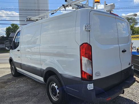 Used 2015 Ford Transit 250 250 image 4