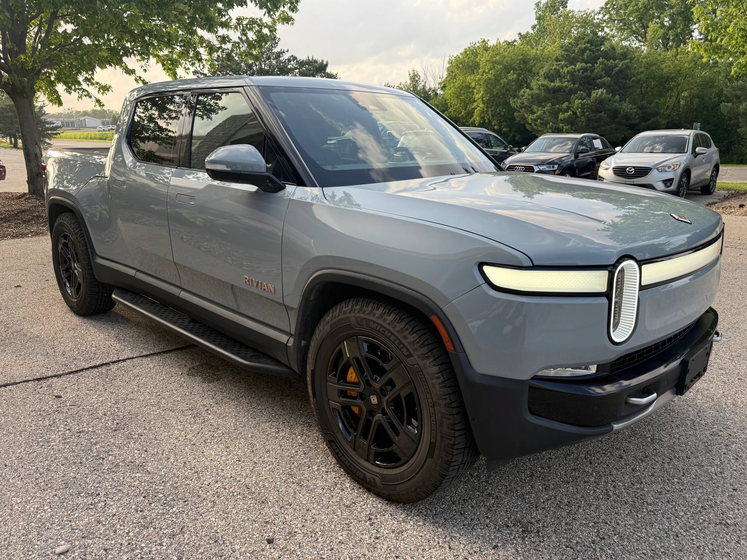 Used 2022 Rivian R1T Launch Edition AWD/4WD image 7