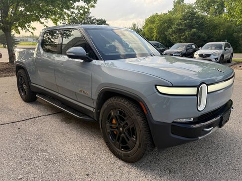 Used 2022 Rivian R1T Launch Edition AWD/4WD image 7
