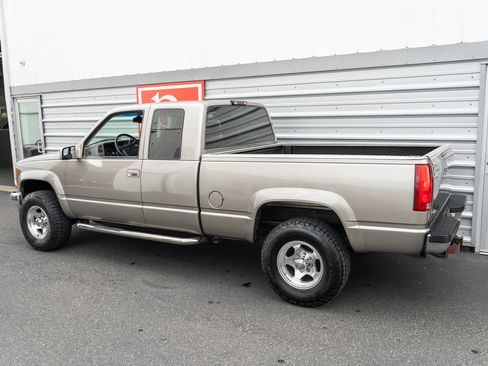 Used 1998 Chevrolet Silverado 2500 4x4 Extended Cab w/ Preferred Equipment Group 2 image 39
