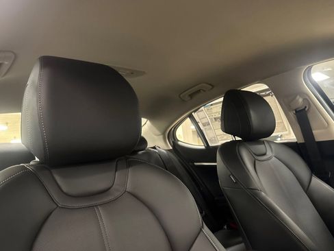 New 2026 Genesis G70 2.5T AWD/4WD image 16