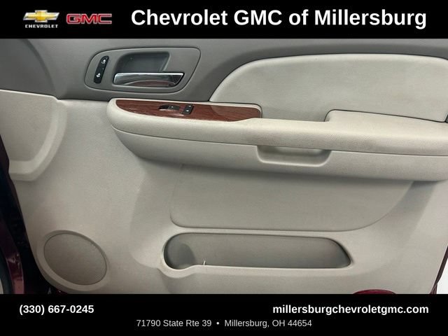 Used 2008 GMC Yukon XL SLT w/ SLT Preferred Equipment Group AWD/4WD image 30