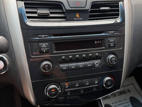 Used 2015 Nissan Altima 2.5 S w/ Power Driver Seat Package FWD image 20