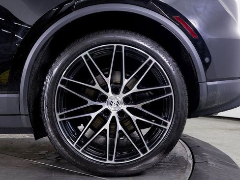 New 2025 Porsche Macan Electric image 26