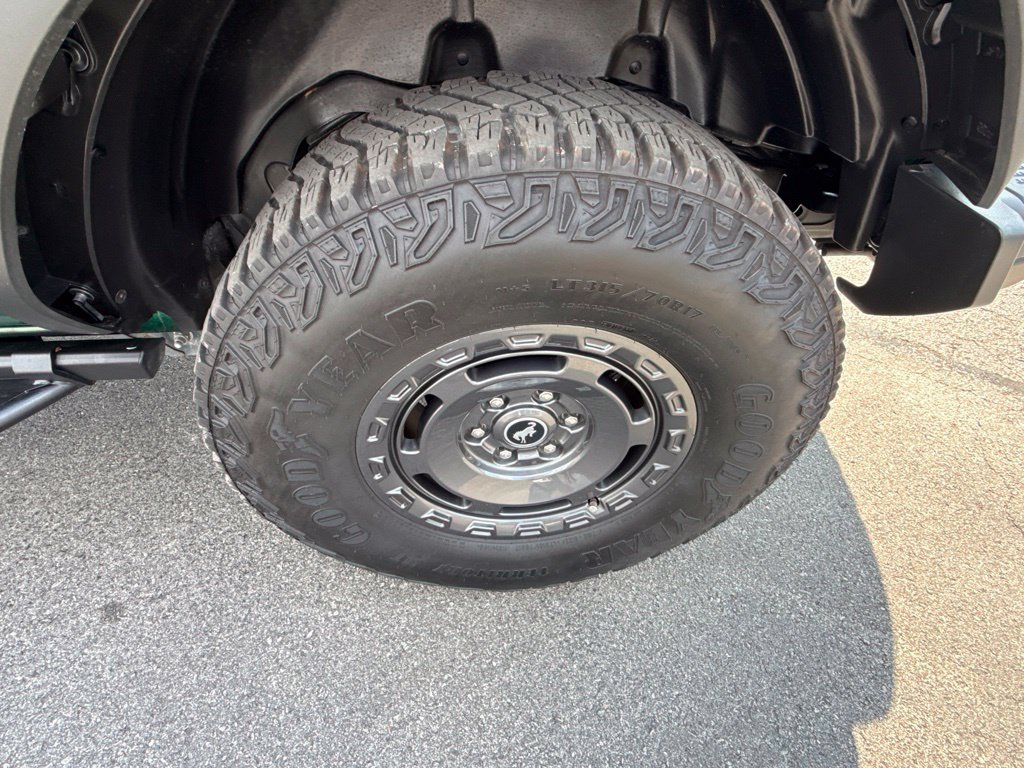 Used 2024 Ford Bronco Everglades AWD/4WD image 10