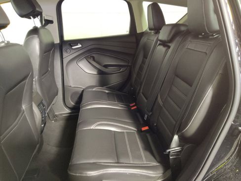 Used 2017 Ford Escape Titanium image 18