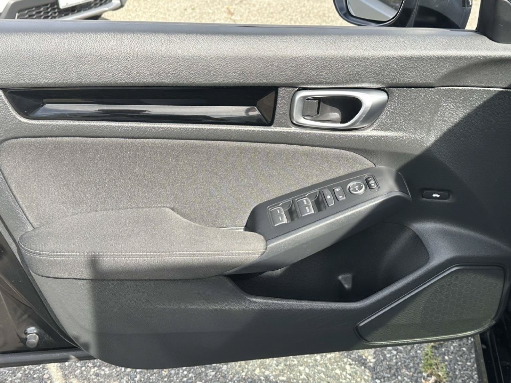 Used 2023 Honda Civic EX image 14
