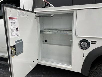 New 2024 RAM 2500 Tradesman w/ Chrome Appearance Group