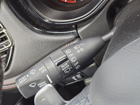 Used 2023 Dodge Durango GT image 27