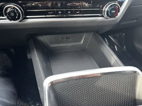 New 2026 Chevrolet Equinox LT image 11