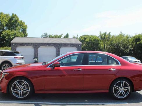 Used 2019 Mercedes-Benz E 300 image 10
