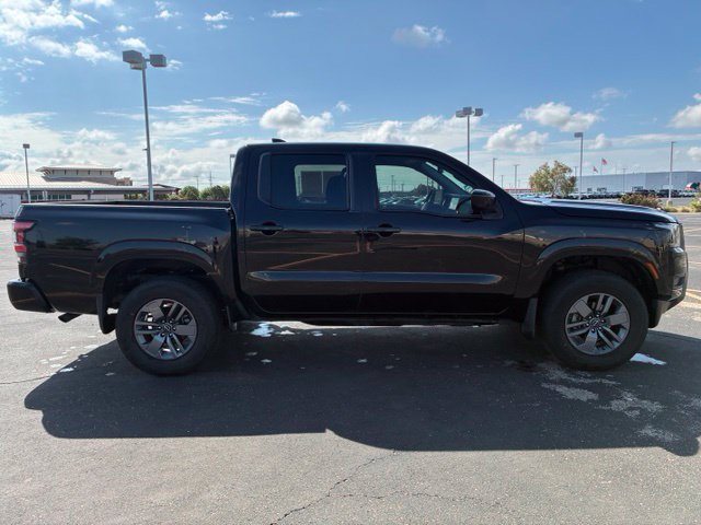 Certified 2025 Nissan Frontier SV AWD/4WD image 6