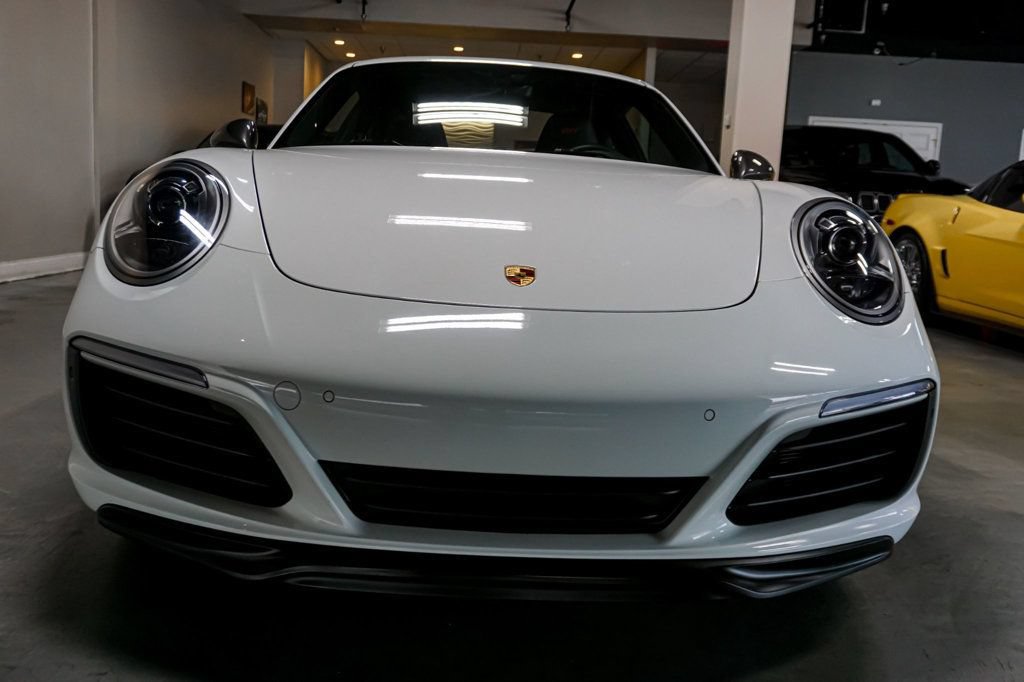 Used 2018 Porsche 911 Carrera image 18
