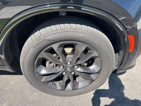 Used 2022 Dodge Durango R/T RWD image 4