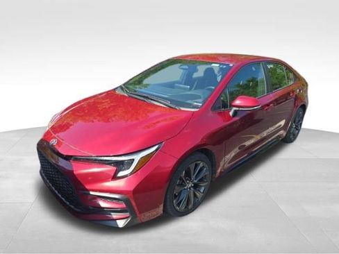 Used 2025 Toyota Corolla SE FWD image 8