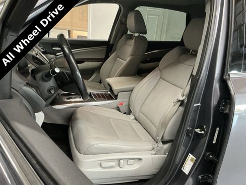 Used 2018 Acura MDX SH-AWD image 14