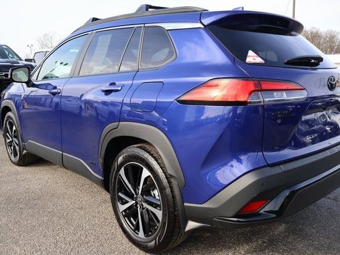 Used 2023 Toyota Corolla Cross AWD Hybrid image 4