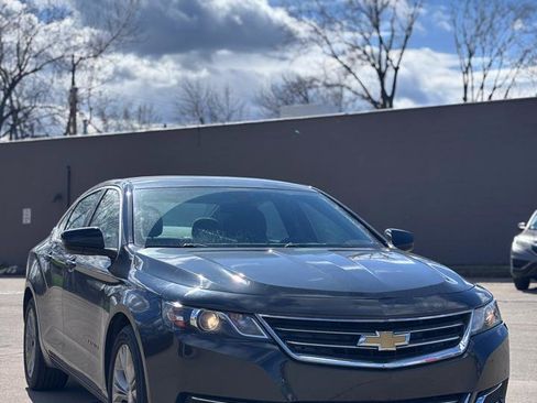 Used 2015 Chevrolet Impala LS FWD image 2