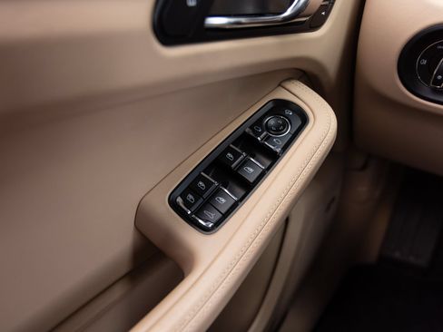 Certified 2023 Porsche Macan GTS AWD/4WD image 21