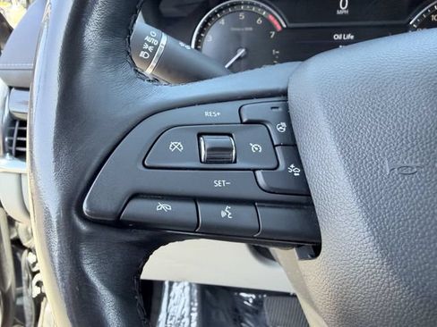 Used 2019 Cadillac XT4 Premium Luxury FWD image 8