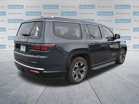 Used 2023 Jeep Wagoneer Series III w/ Rear Seat Video Group 1 image 4