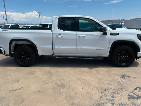 Used 2026 GMC Sierra 1500 Elevation w/ Elevation Select Package AWD/4WD image 7