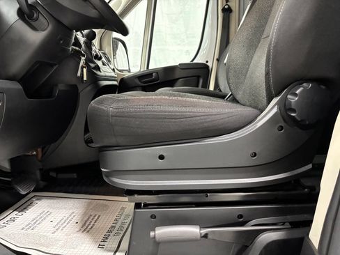 Used 2021 RAM ProMaster 2500 FWD image 12