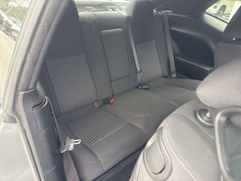 Used 2019 Dodge Challenger SXT w/ Blacktop Package image 28