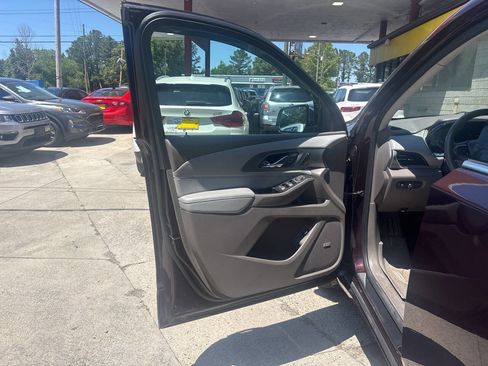 Used 2019 Chevrolet Traverse Premier AWD/4WD image 8