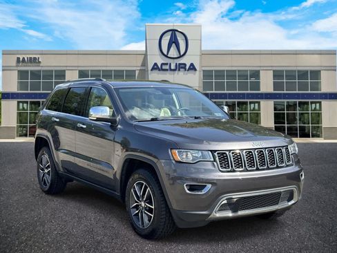 Used 2018 Jeep Grand Cherokee Limited AWD/4WD image 7