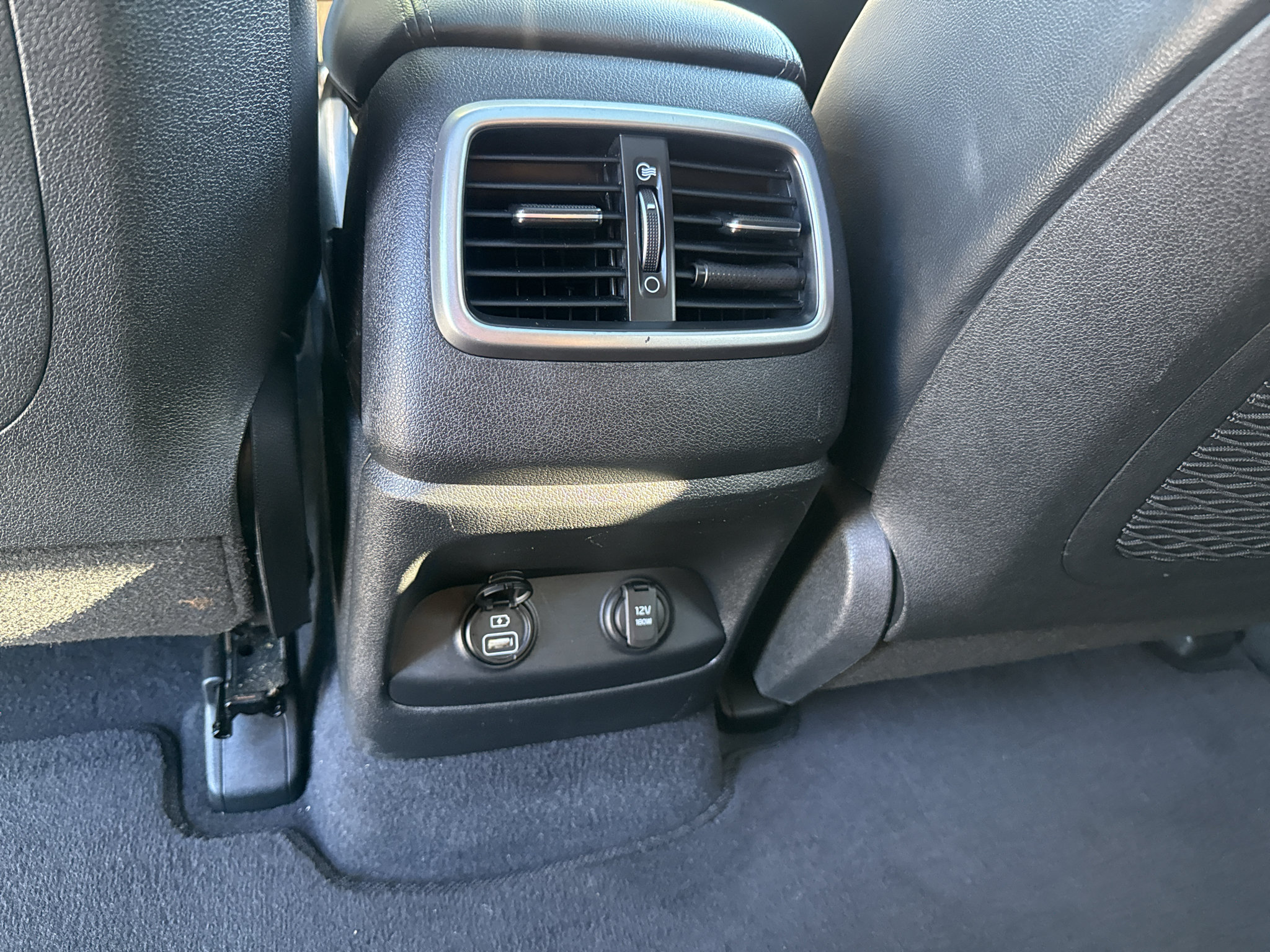 Used 2020 Kia Sorento EX FWD image 14