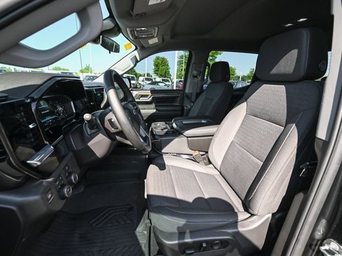 Used 2024 Chevrolet Silverado 1500 LT Trail Boss w/ Protection Package image 19