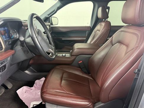 Used 2023 Ford Expedition Max Limited image 15